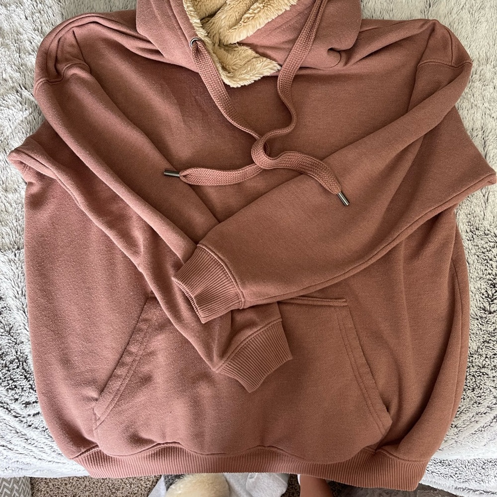 dark pink Aerie sweatshirt